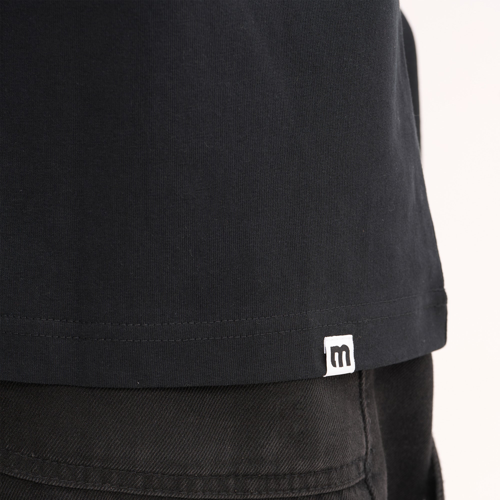 Kali Peeli Graphic Tee