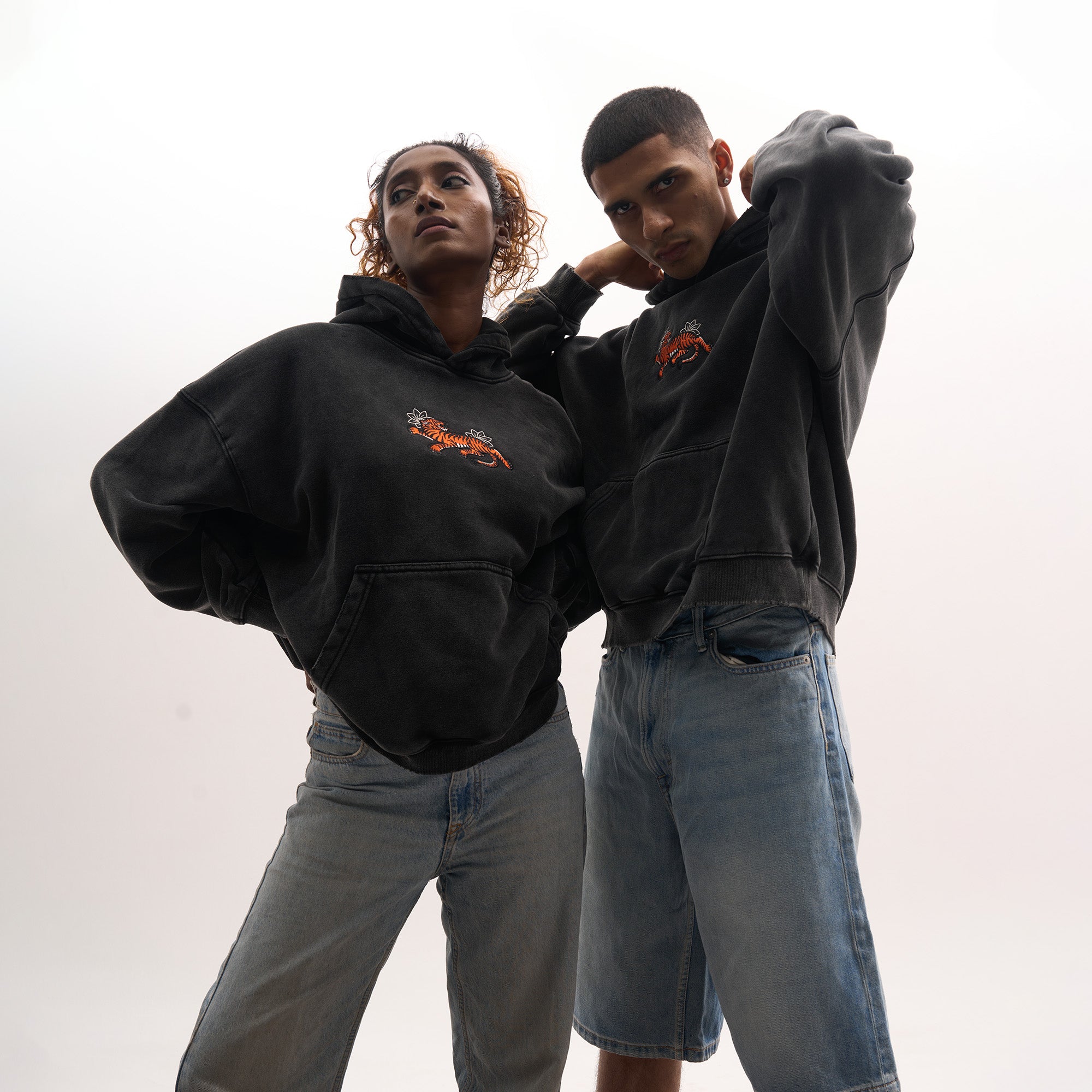 Puli (Tiger) Embroidered hoodie